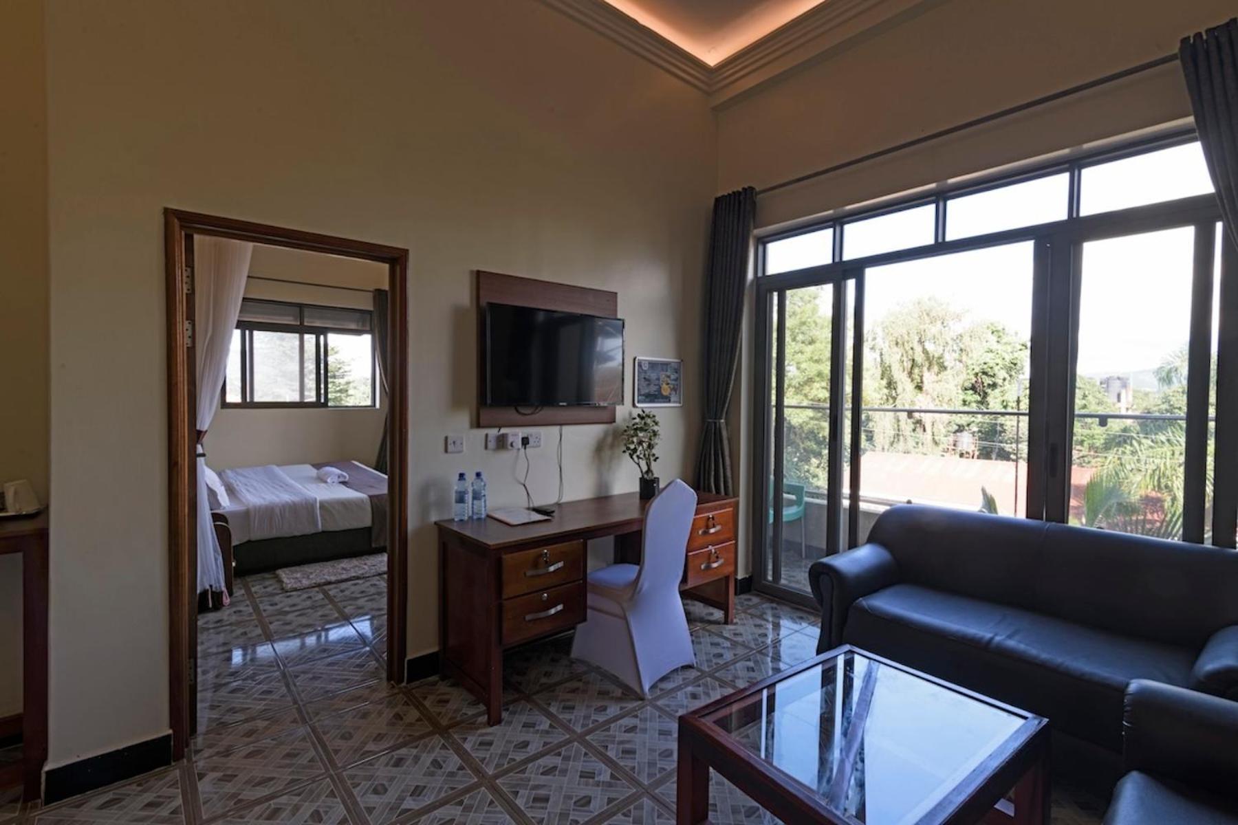 Hoima Buffalo Hotel & Business Hub Ltd Bagian luar foto