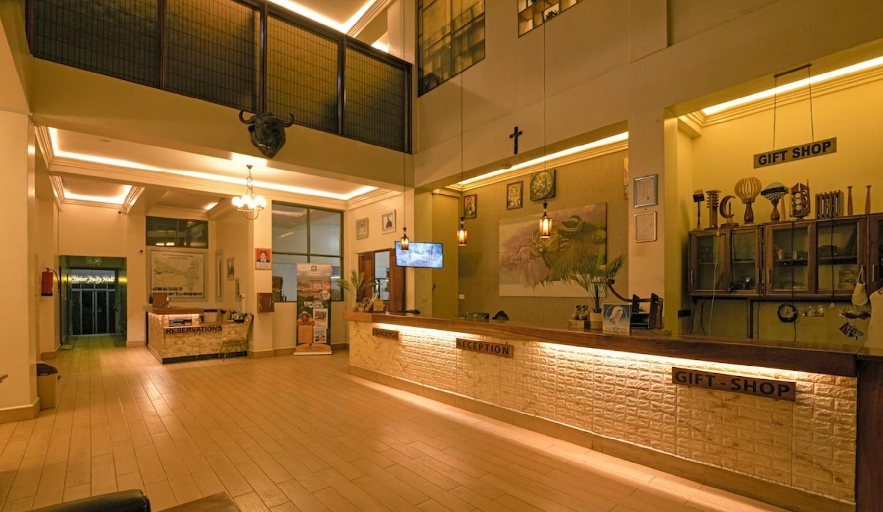 Hoima Buffalo Hotel & Business Hub Ltd Bagian luar foto