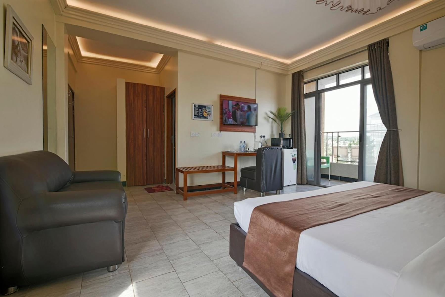Hoima Buffalo Hotel & Business Hub Ltd Bagian luar foto