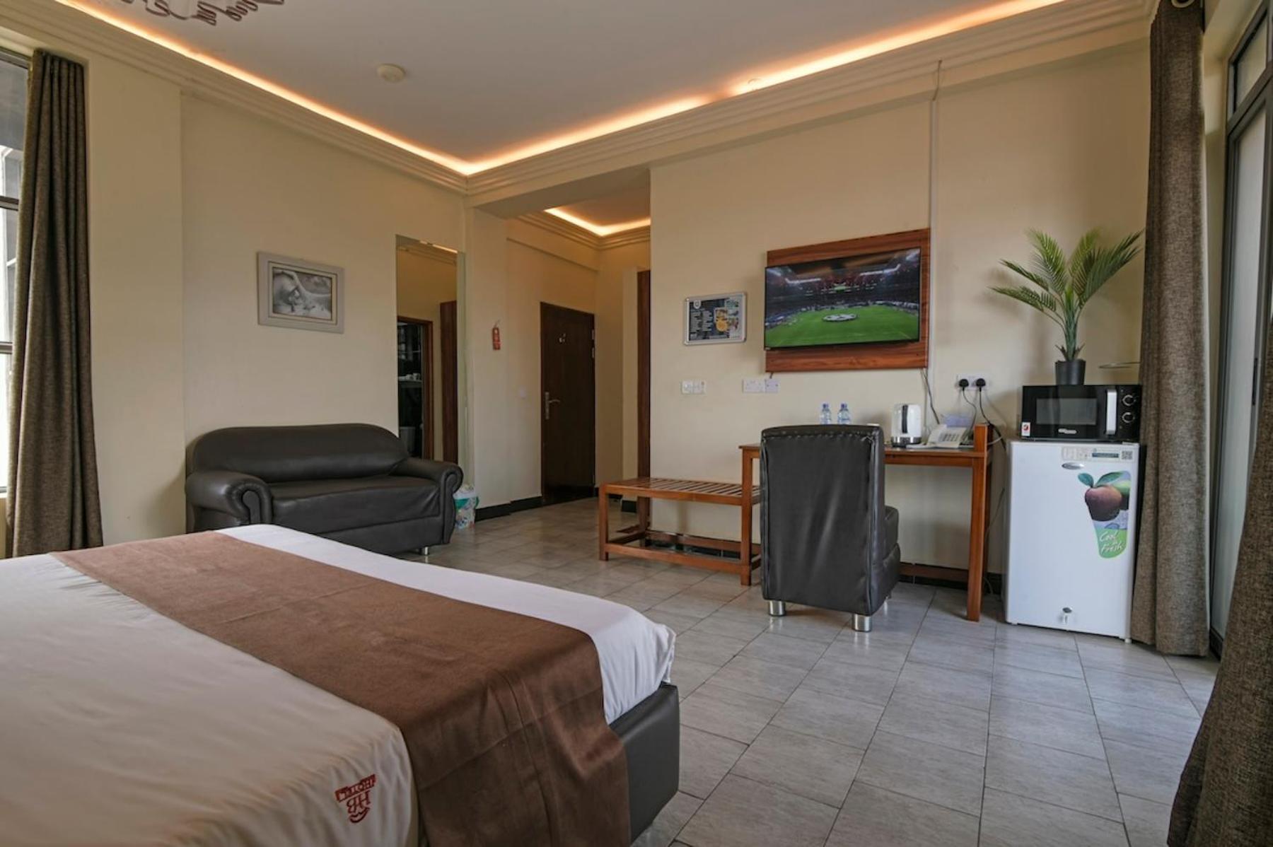 Hoima Buffalo Hotel & Business Hub Ltd Bagian luar foto